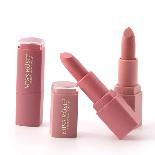 🔥 Velvet Kiss Lipstick Set – Long-Lasting Matte Lipsticks with Moisturizing Formula
